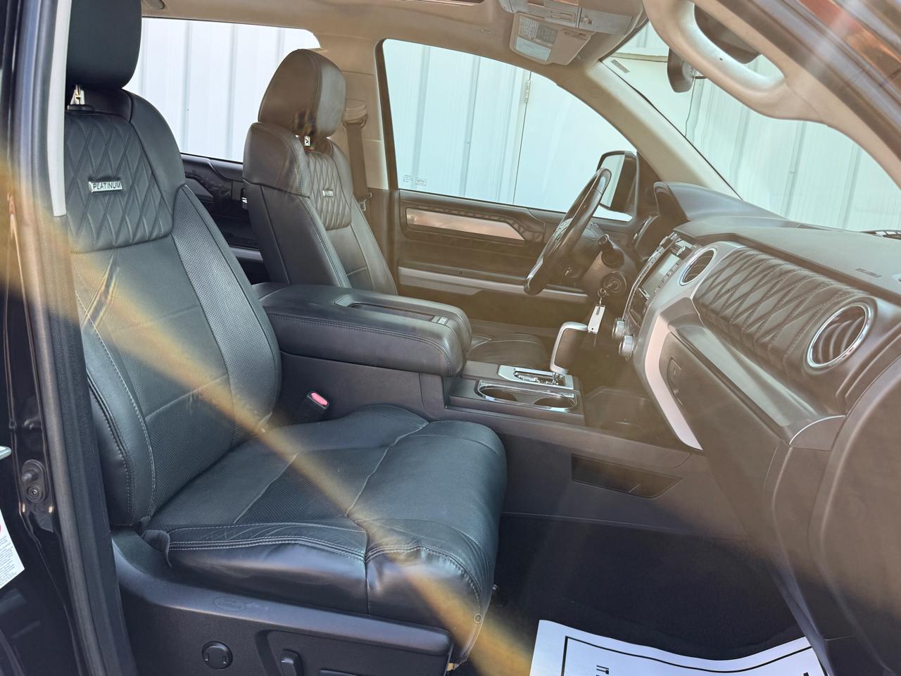 Toyota Tundra Platinum CrewMax 5.7L 4WD 2019
