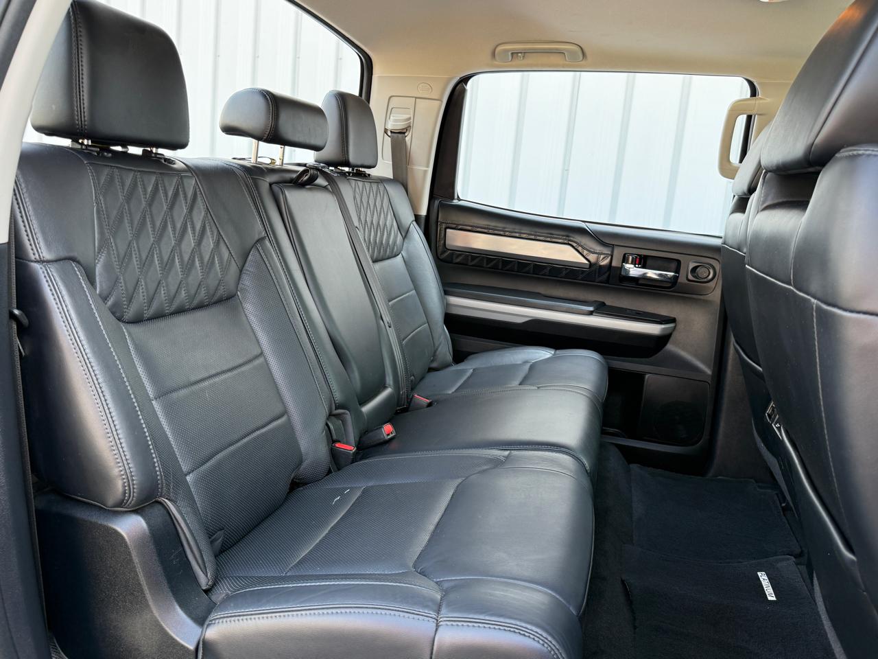 Toyota Tundra Platinum CrewMax 5.7L 4WD 2019