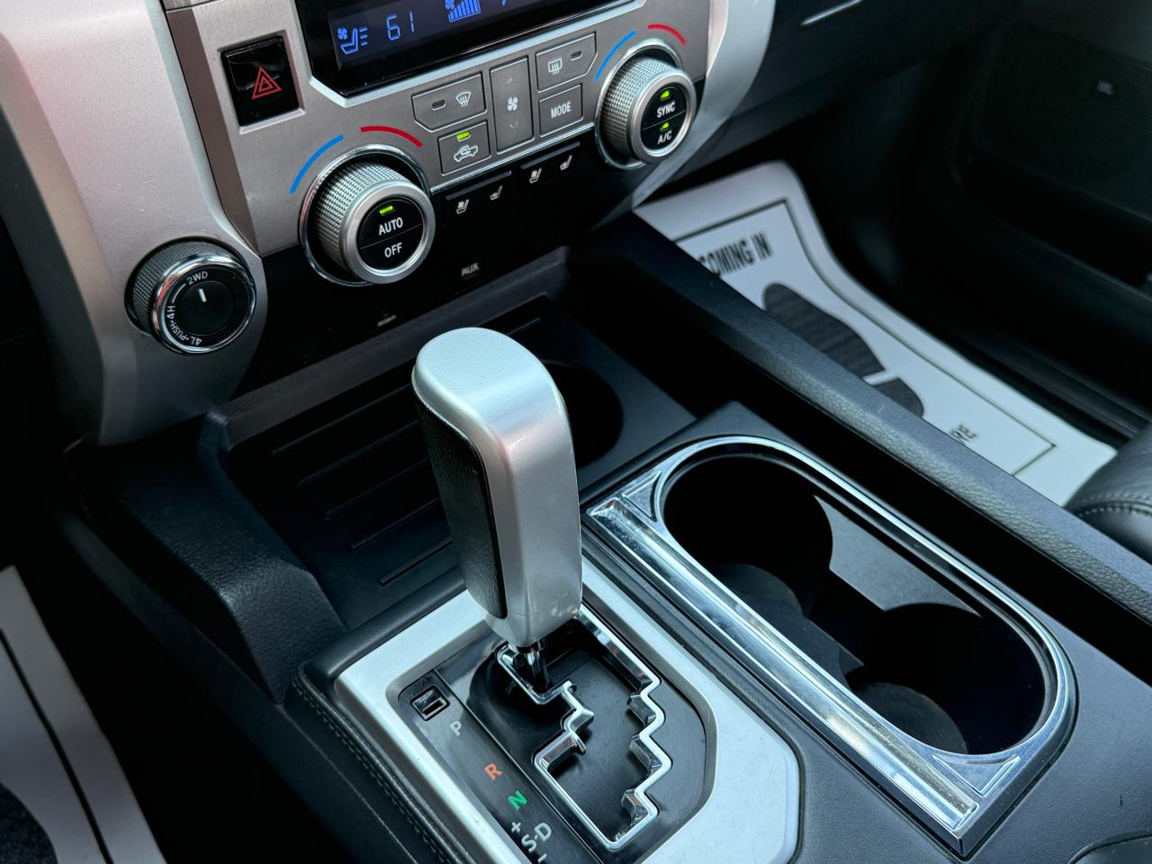 Toyota Tundra Platinum CrewMax 5.7L 4WD 2019