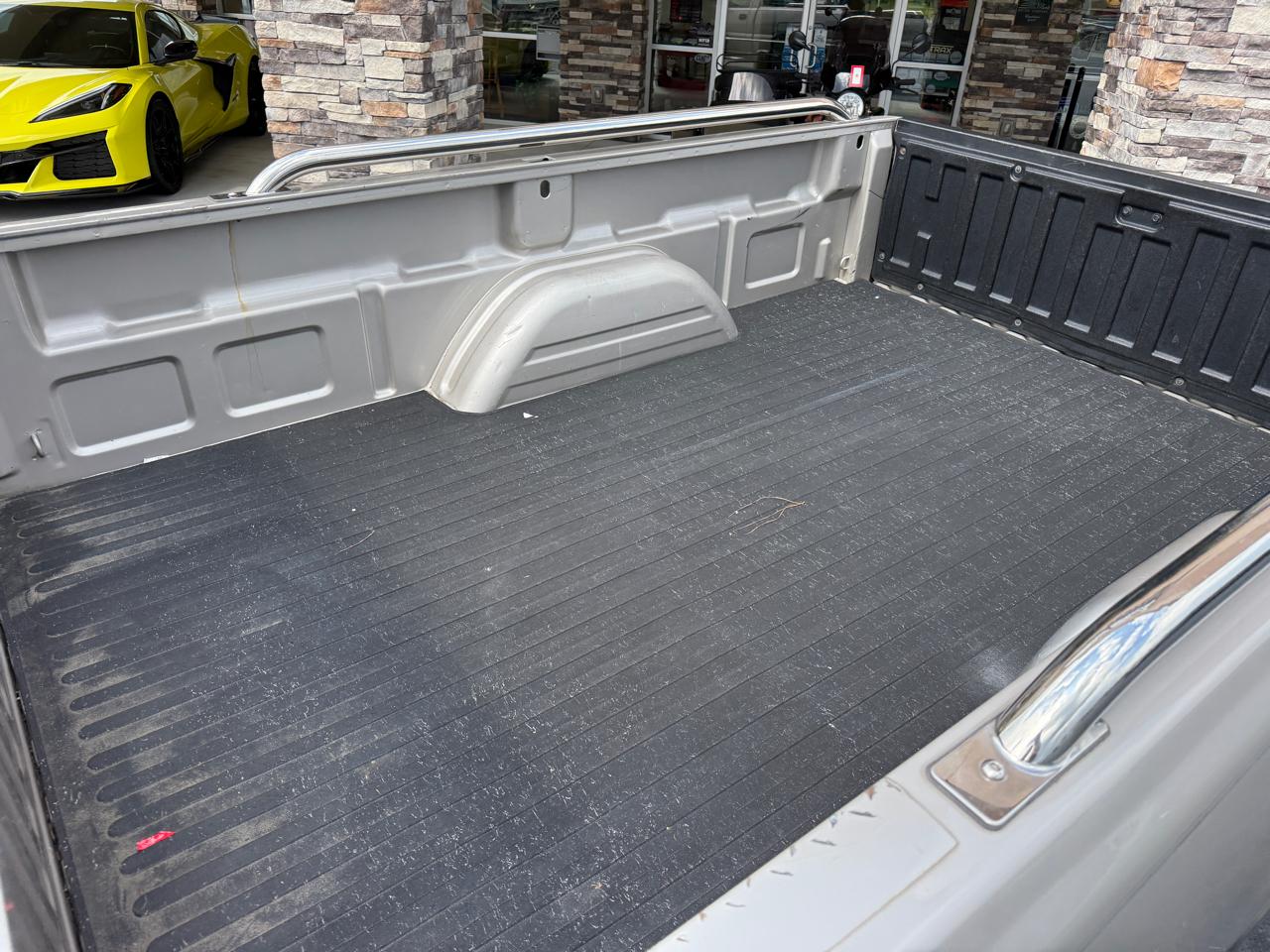 Chevrolet Silverado 1500 LS 2WD 2004
