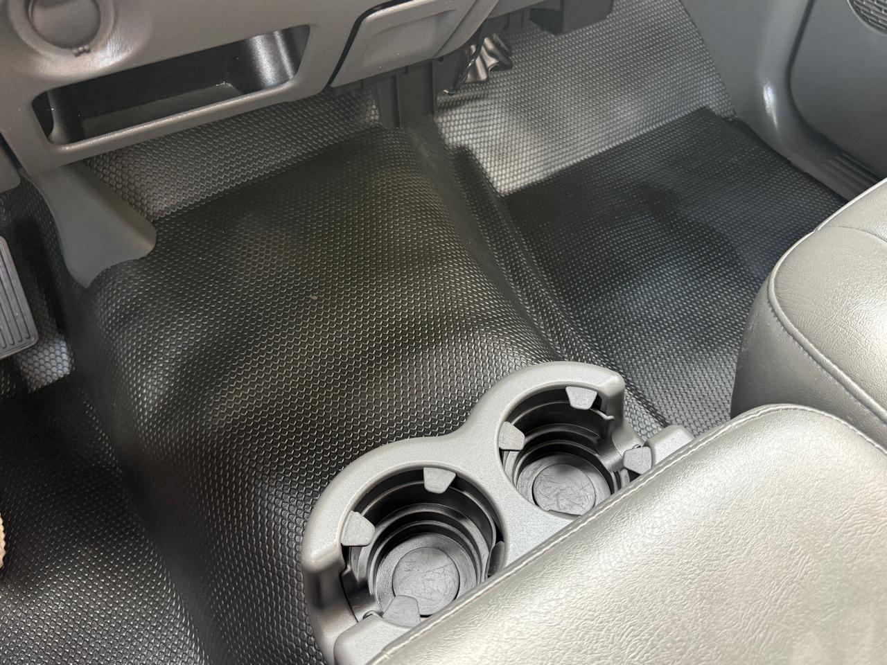 Chevrolet Silverado 1500 LS 2WD 2004