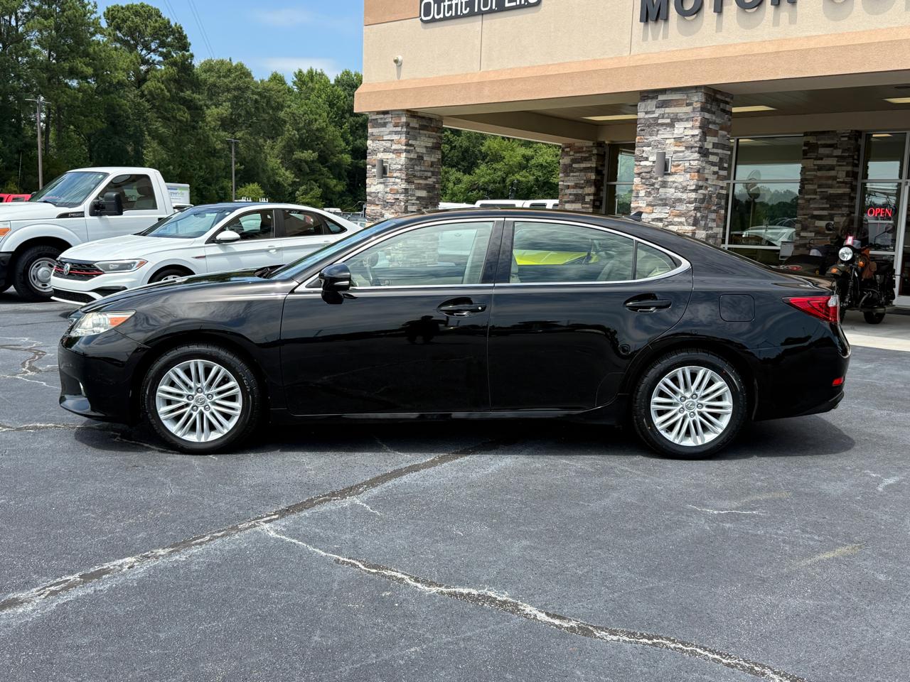Lexus ES 350 Sedan 2014