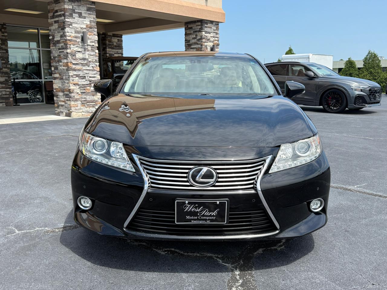 Lexus ES 350 Sedan 2014