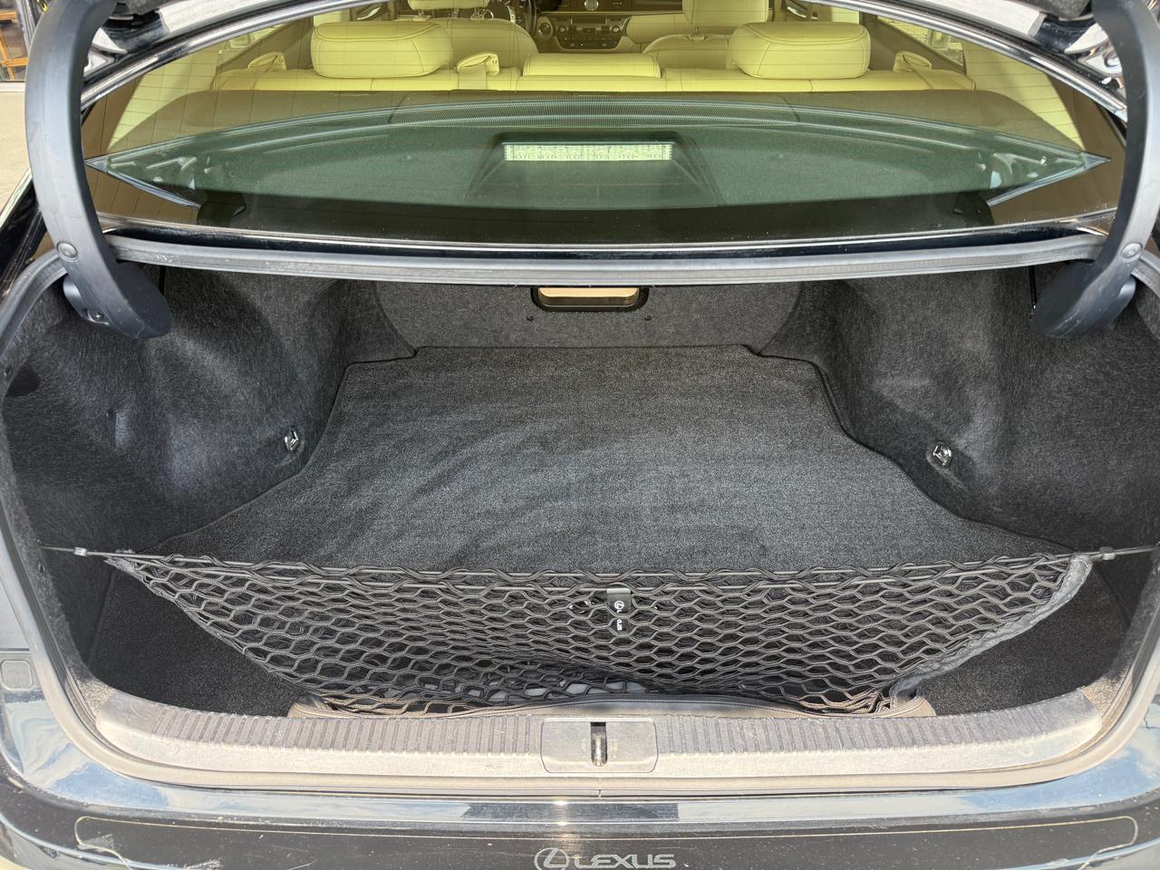 Lexus ES 350 Sedan 2014