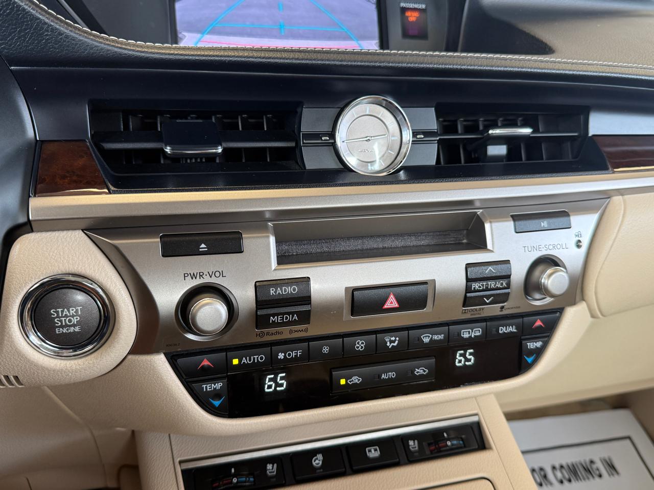 Lexus ES 350 Sedan 2014