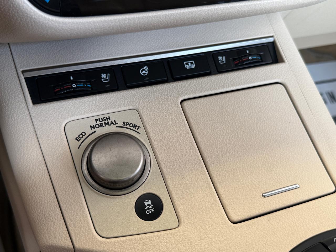 Lexus ES 350 Sedan 2014
