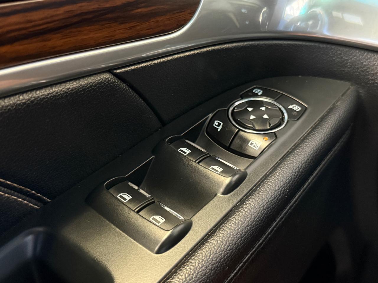 Ford Explorer Limited 4WD 2016