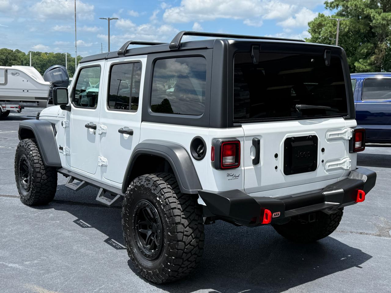 Jeep Wrangler Sport 2025