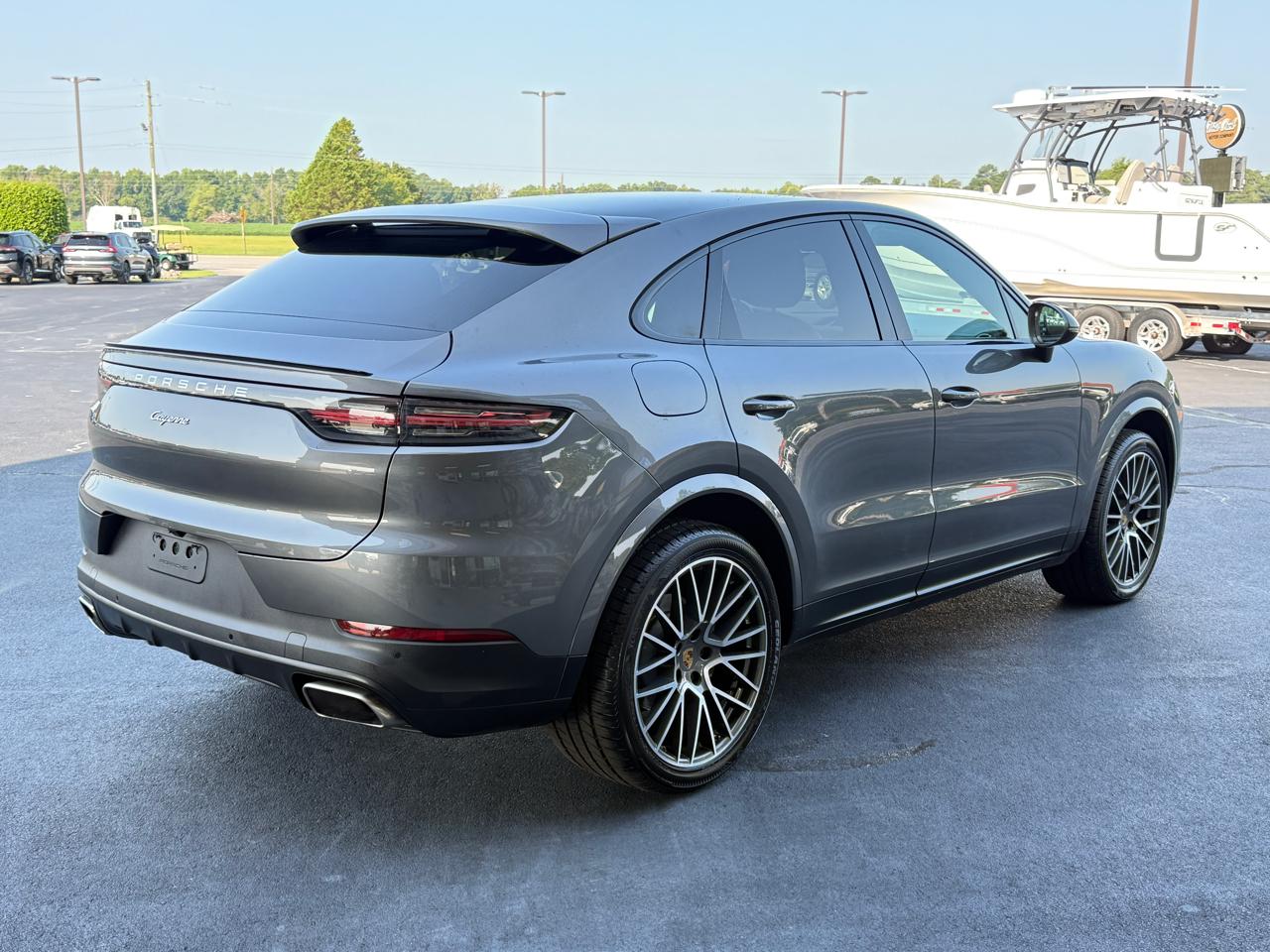 Porsche Cayenne Base 2021