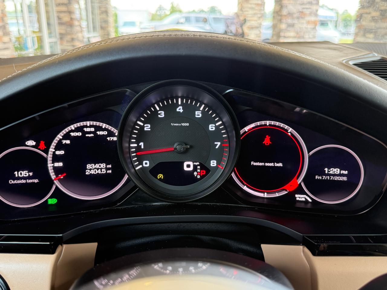 Porsche Cayenne Base 2021