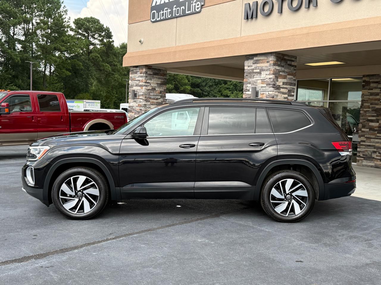Volkswagen Atlas SE w/Technology 2024
