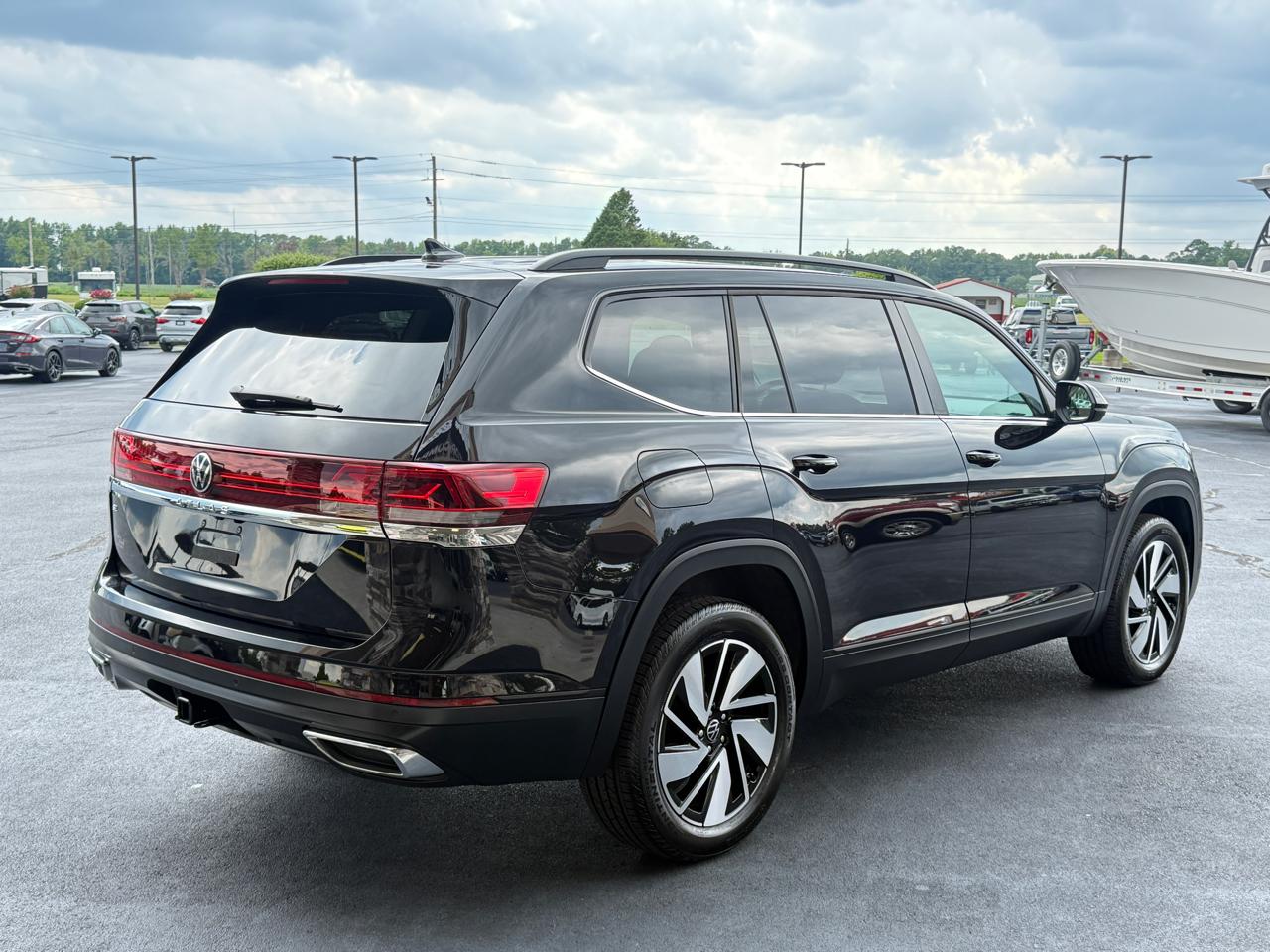 Volkswagen Atlas SE w/Technology 2024
