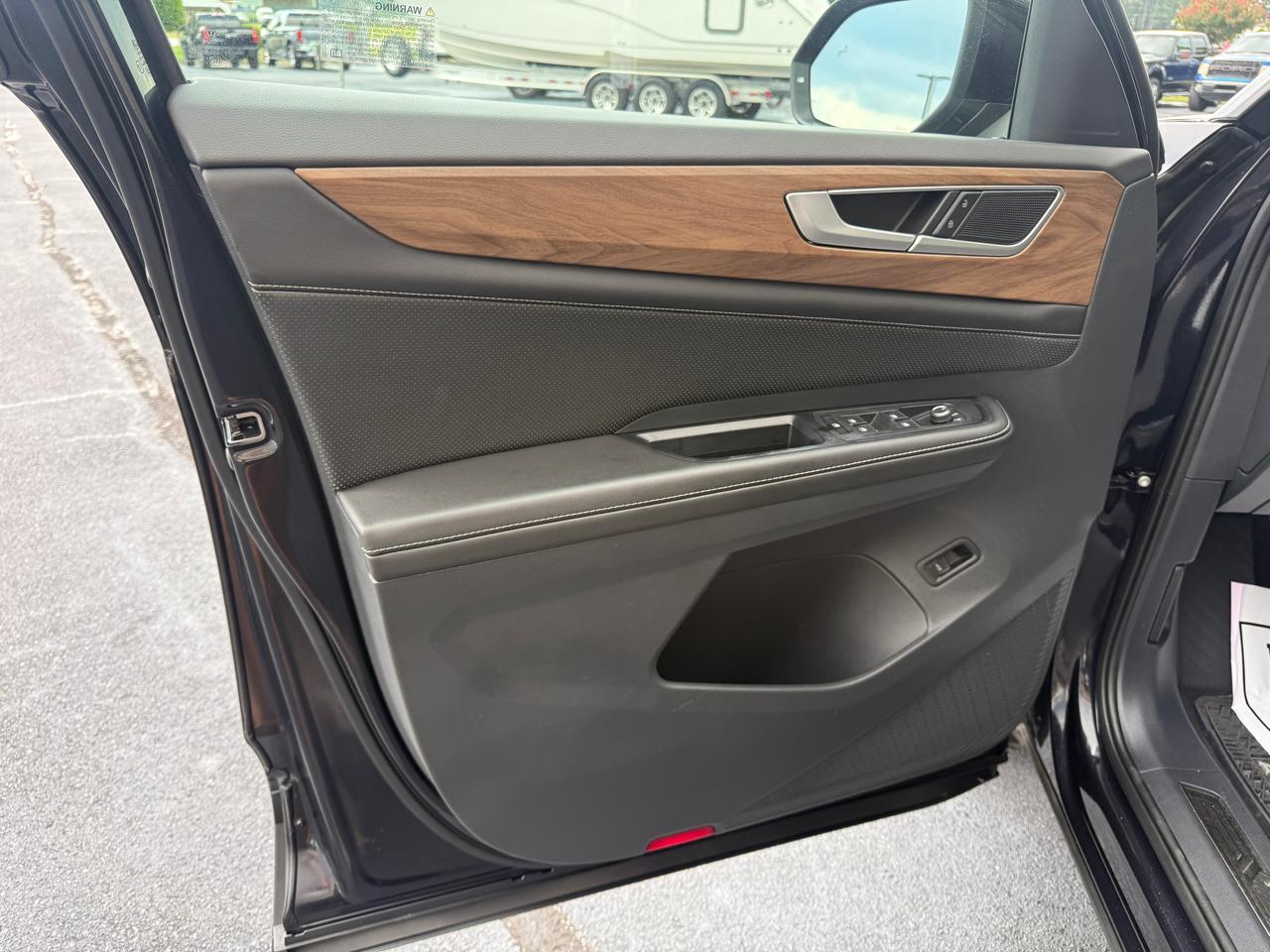 Volkswagen Atlas SE w/Technology 2024