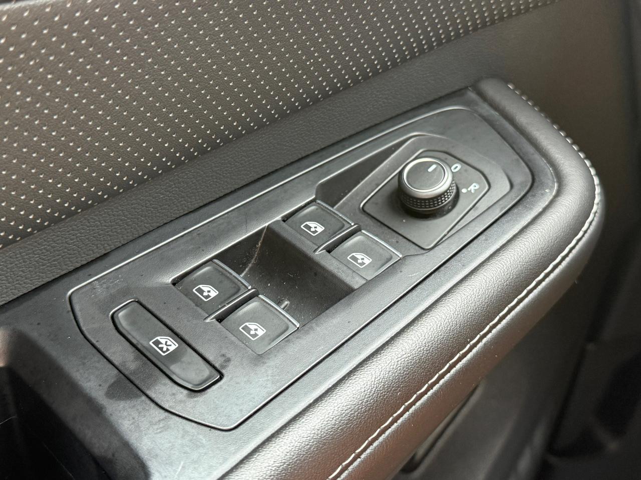 Volkswagen Atlas SE w/Technology 2024