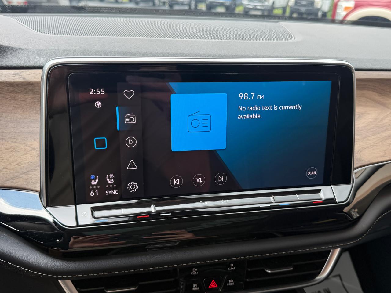 Volkswagen Atlas SE w/Technology 2024