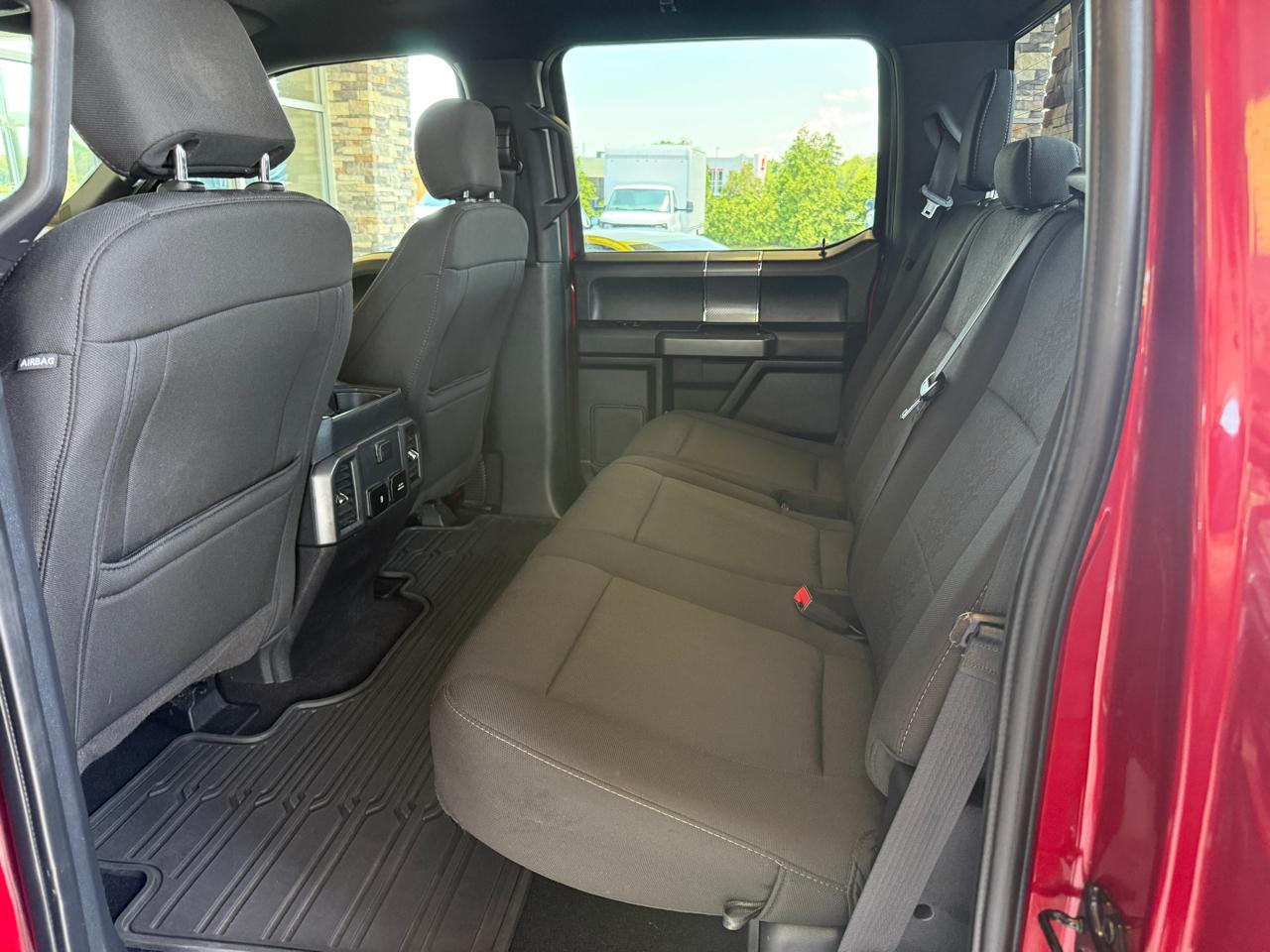 Ford F-150 XLT SuperCrew 4WD 2019