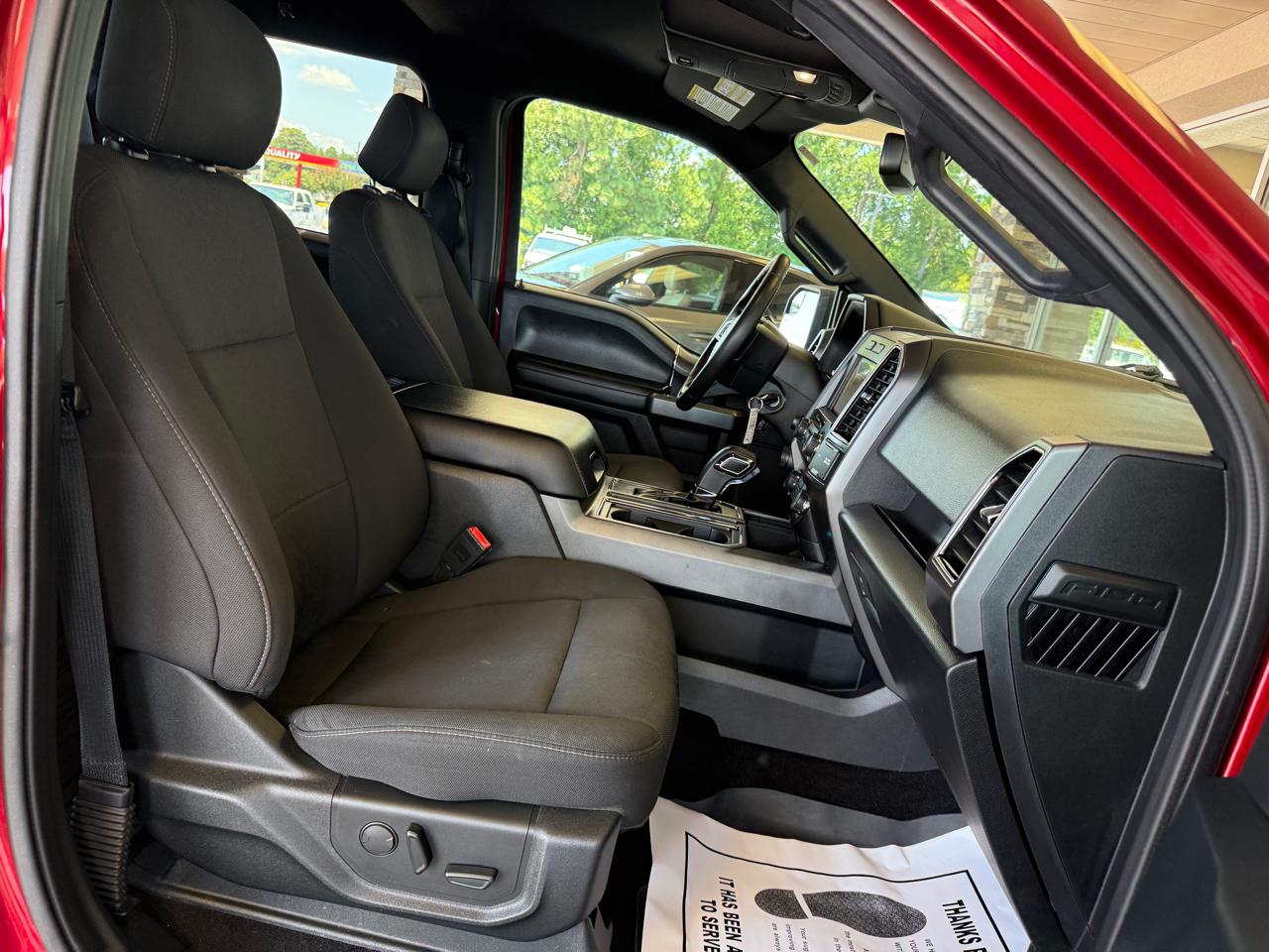 Ford F-150 XLT SuperCrew 4WD 2019