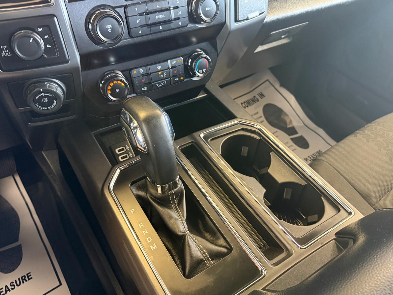 Ford F-150 XLT SuperCrew 4WD 2019