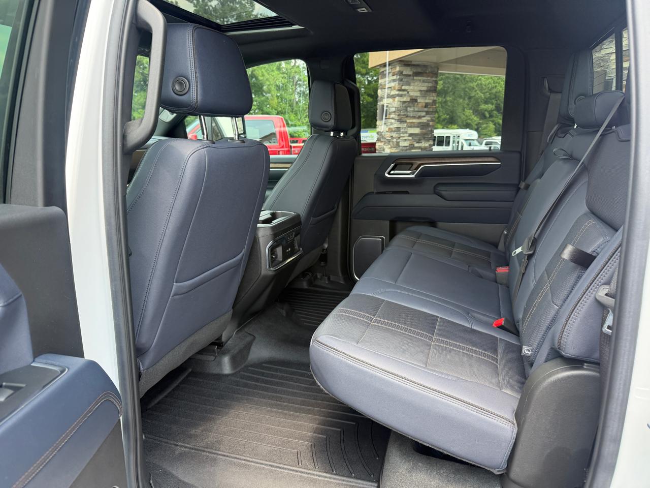 Chevrolet Silverado 2500HD High Country Crew Cab Short Box 4WD 2024