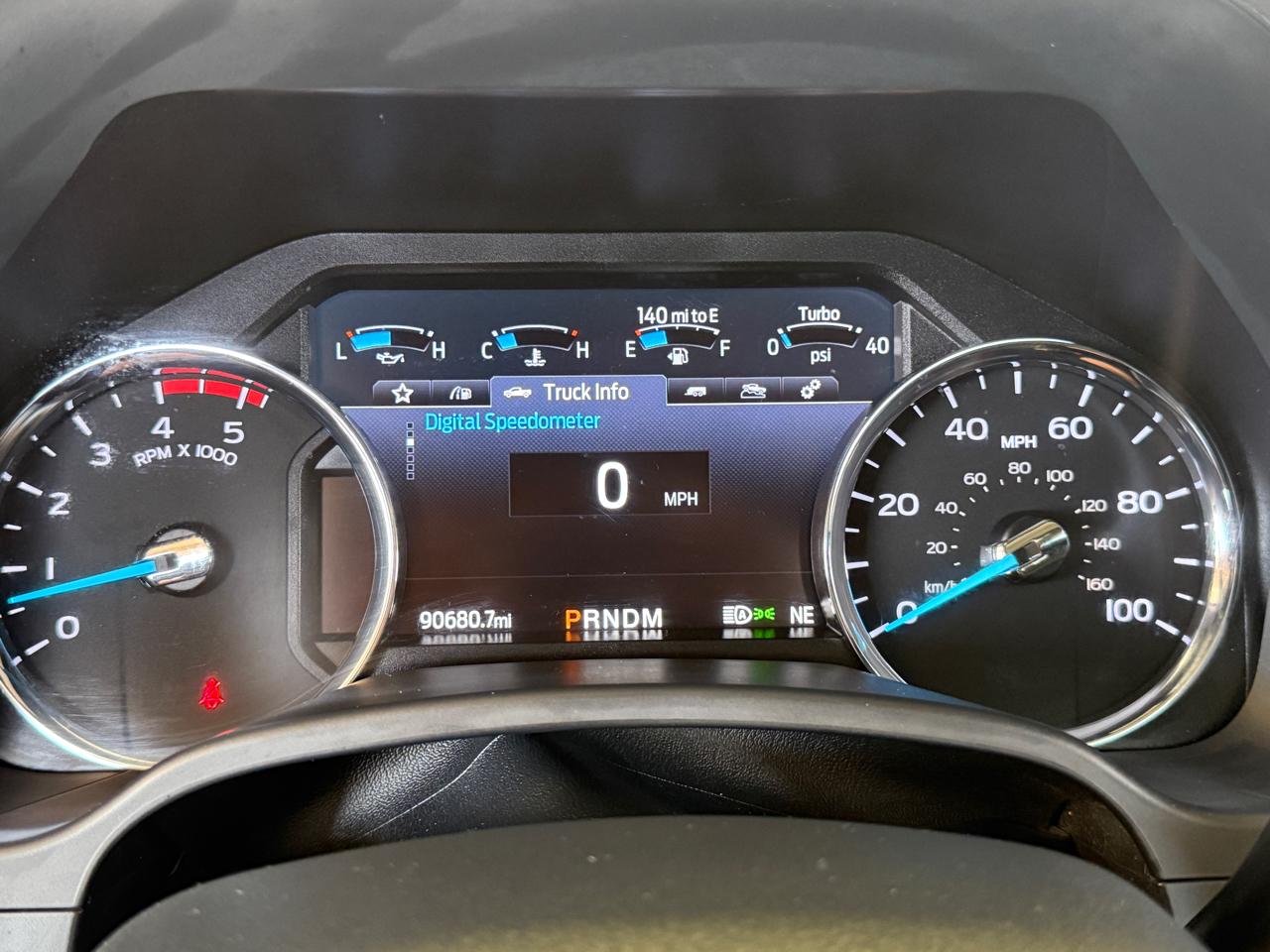 Ford F-350 SD Platinum Crew Cab 4WD 2022