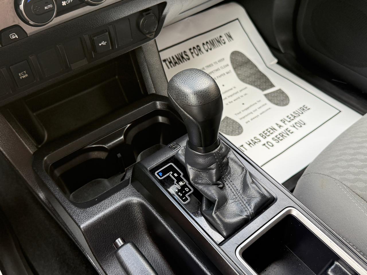 Toyota Tacoma SR Access Cab 4WD V6 at 2021