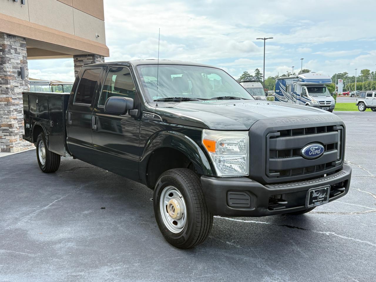 Ford F-250 SD XL Crew Cab SWB 4WD 2015
