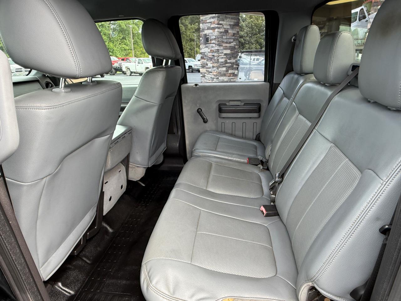 Ford F-250 SD XL Crew Cab SWB 4WD 2015