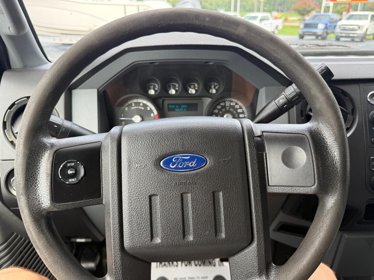 Ford F-250 SD XL Crew Cab SWB 4WD 2015