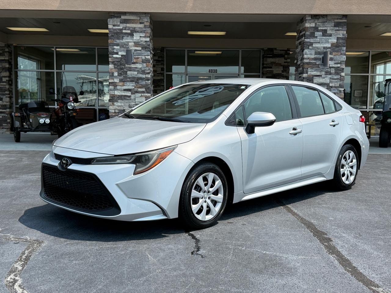 Toyota Corolla LE 2022