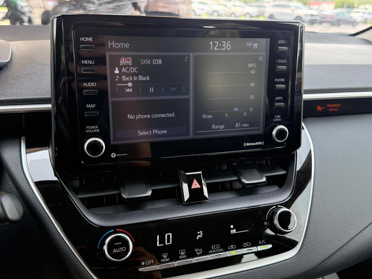 Toyota Corolla LE 2022