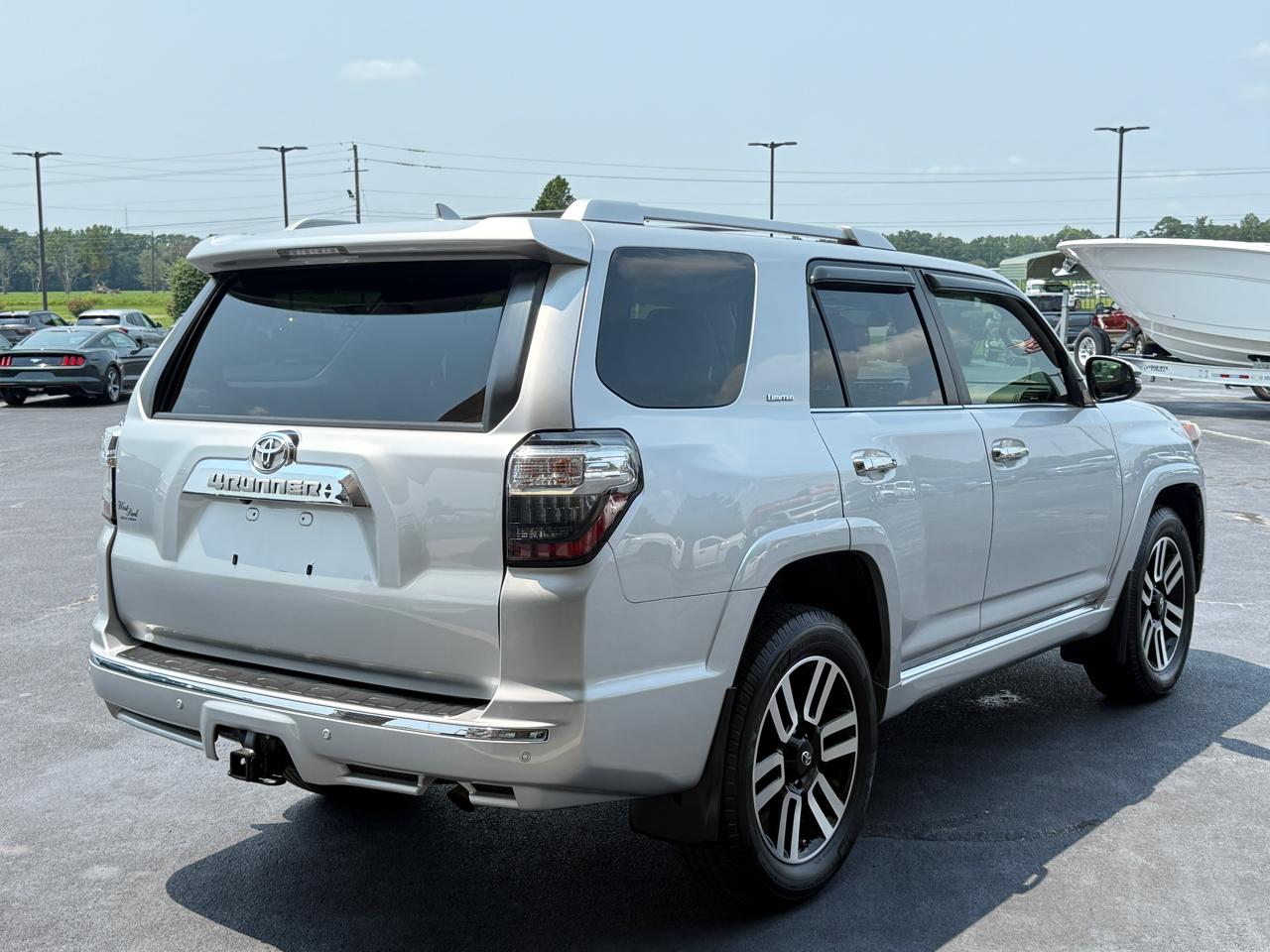 Toyota 4Runner Limited 4WD 2014