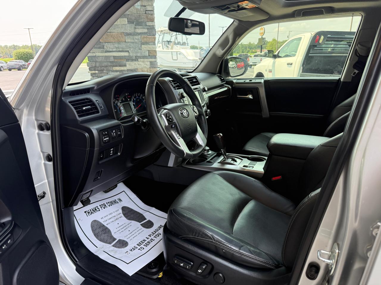 Toyota 4Runner Limited 4WD 2014
