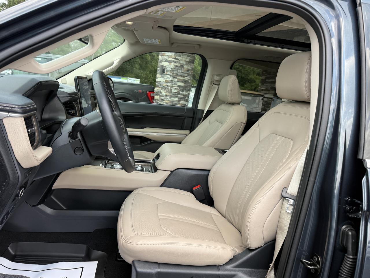 Ford Expedition MAX Limited 4WD 2024