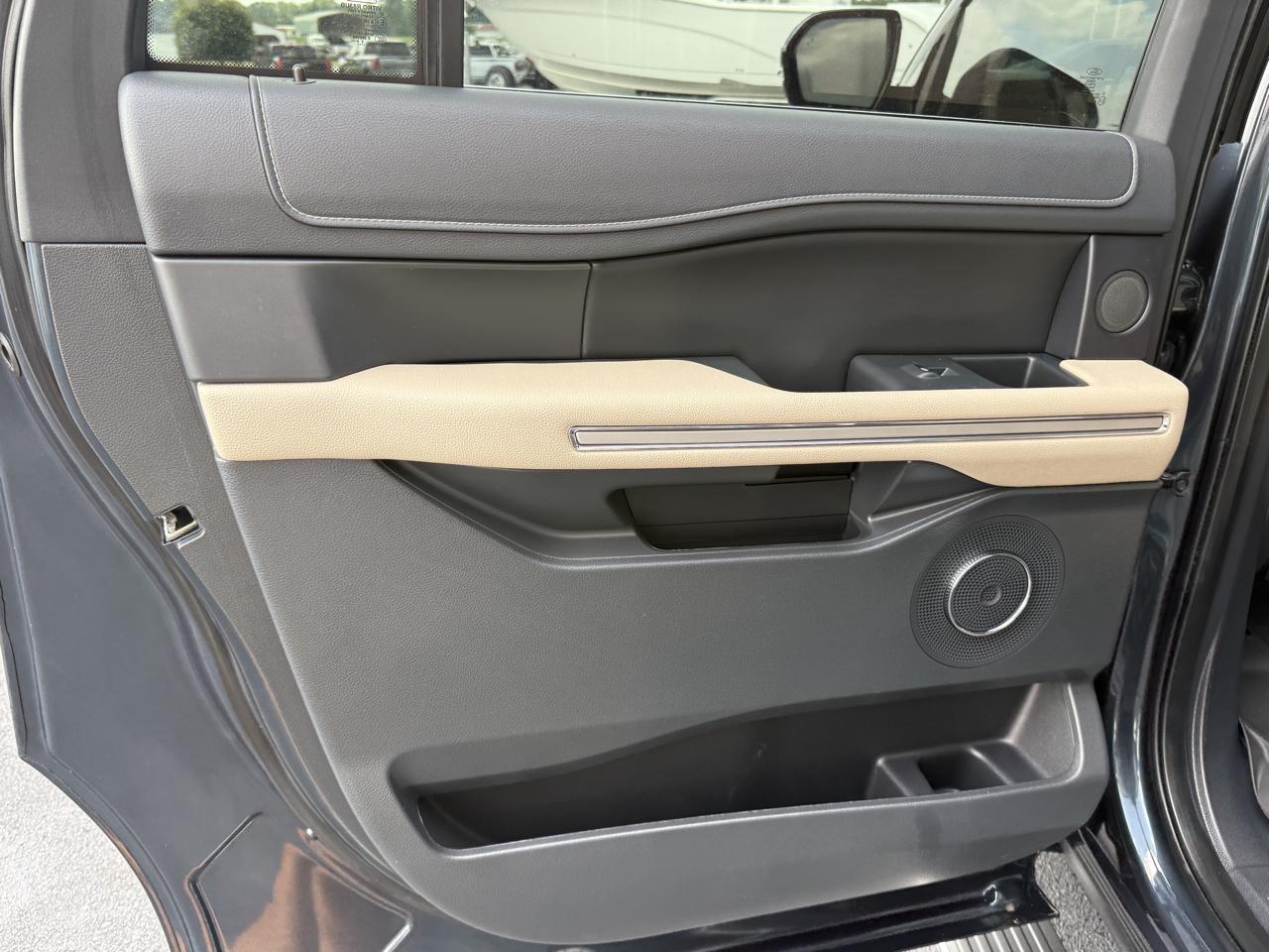 Ford Expedition MAX Limited 4WD 2024