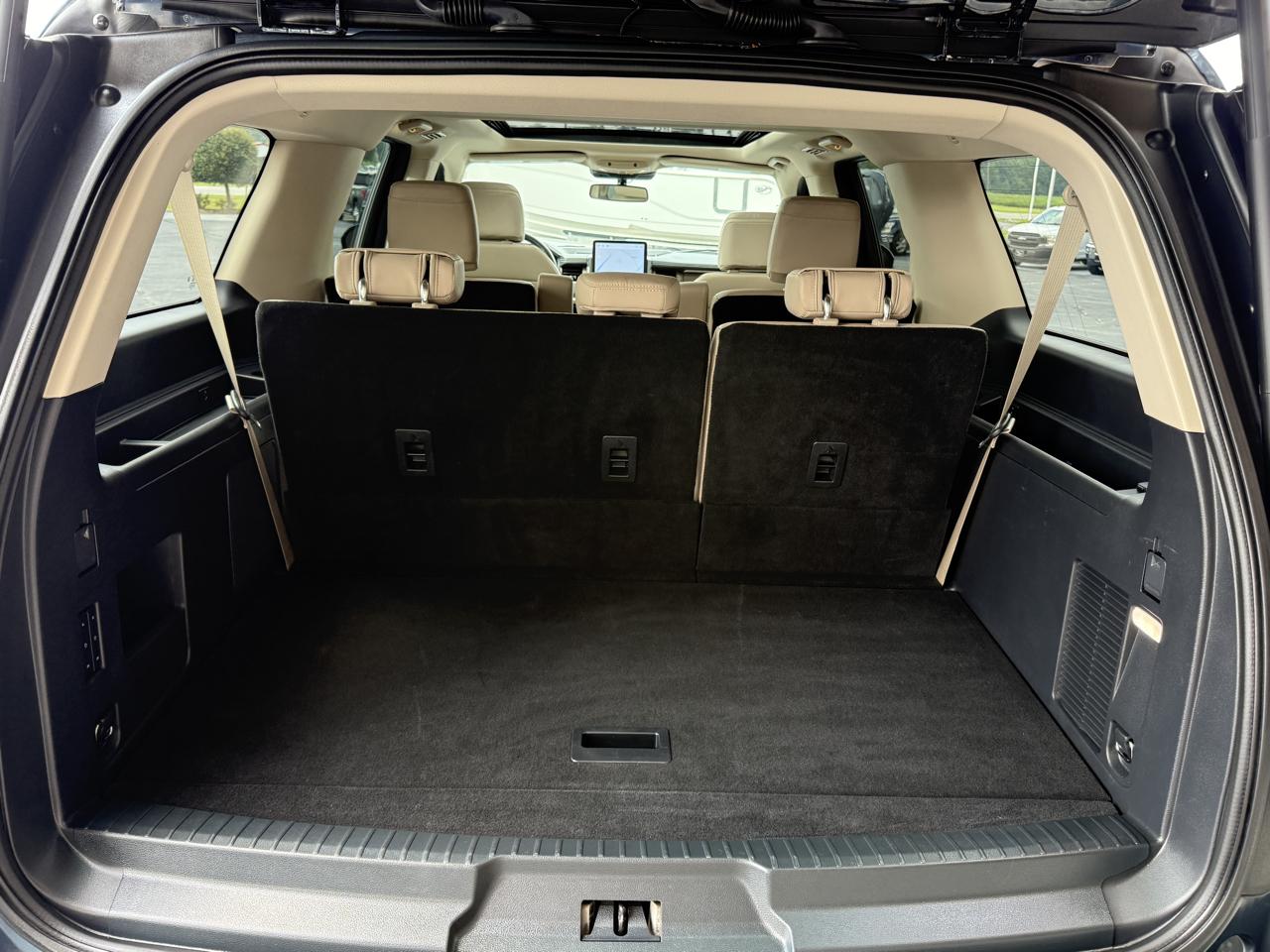Ford Expedition MAX Limited 4WD 2024