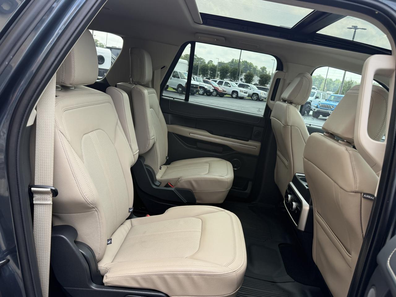 Ford Expedition MAX Limited 4WD 2024