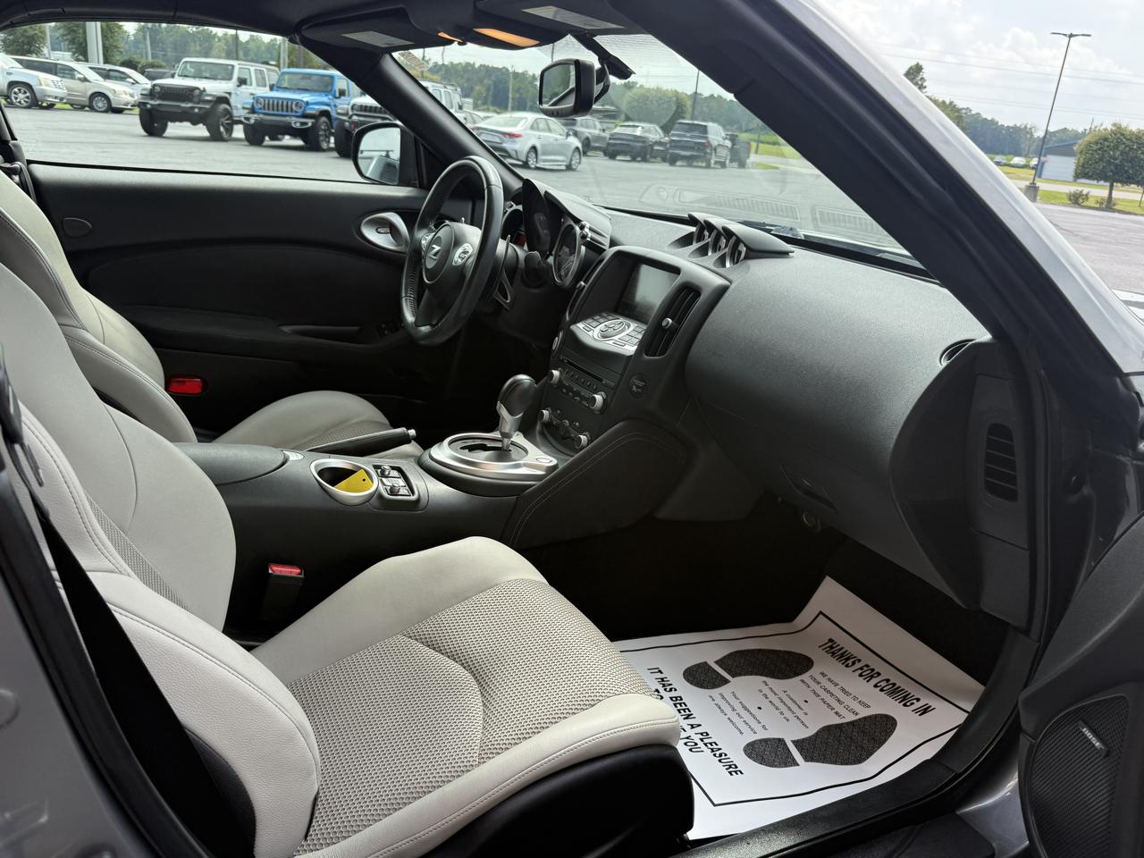 Nissan Z 370Z Roadster 2016
