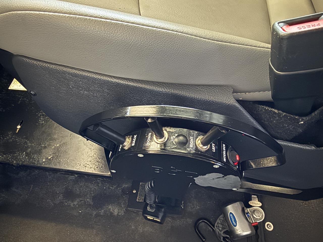 Toyota Sienna XLE 7-Passenger 2022