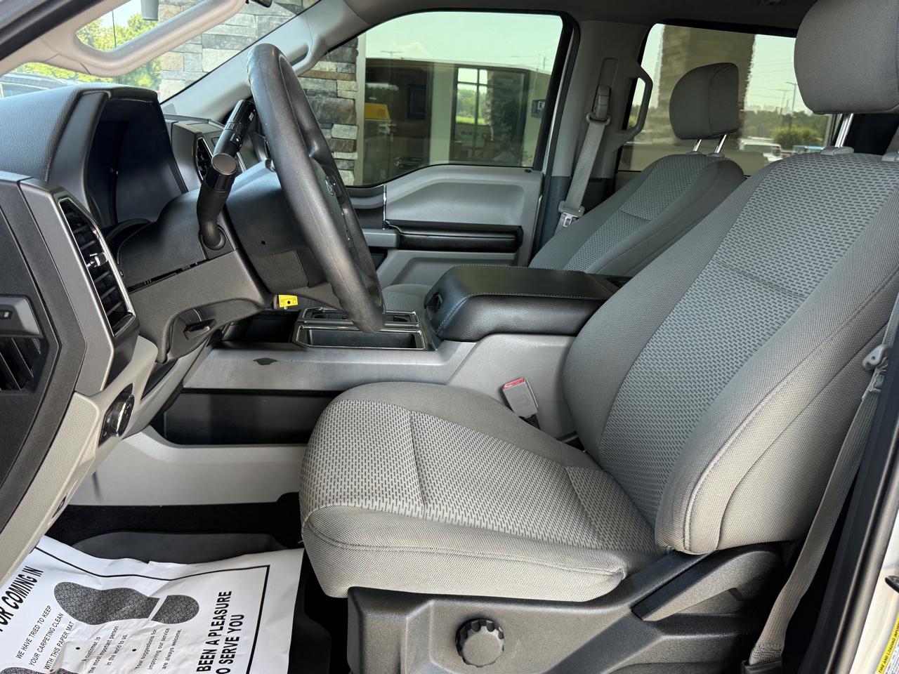 Ford F-150 XLT SuperCrew 4WD 2018