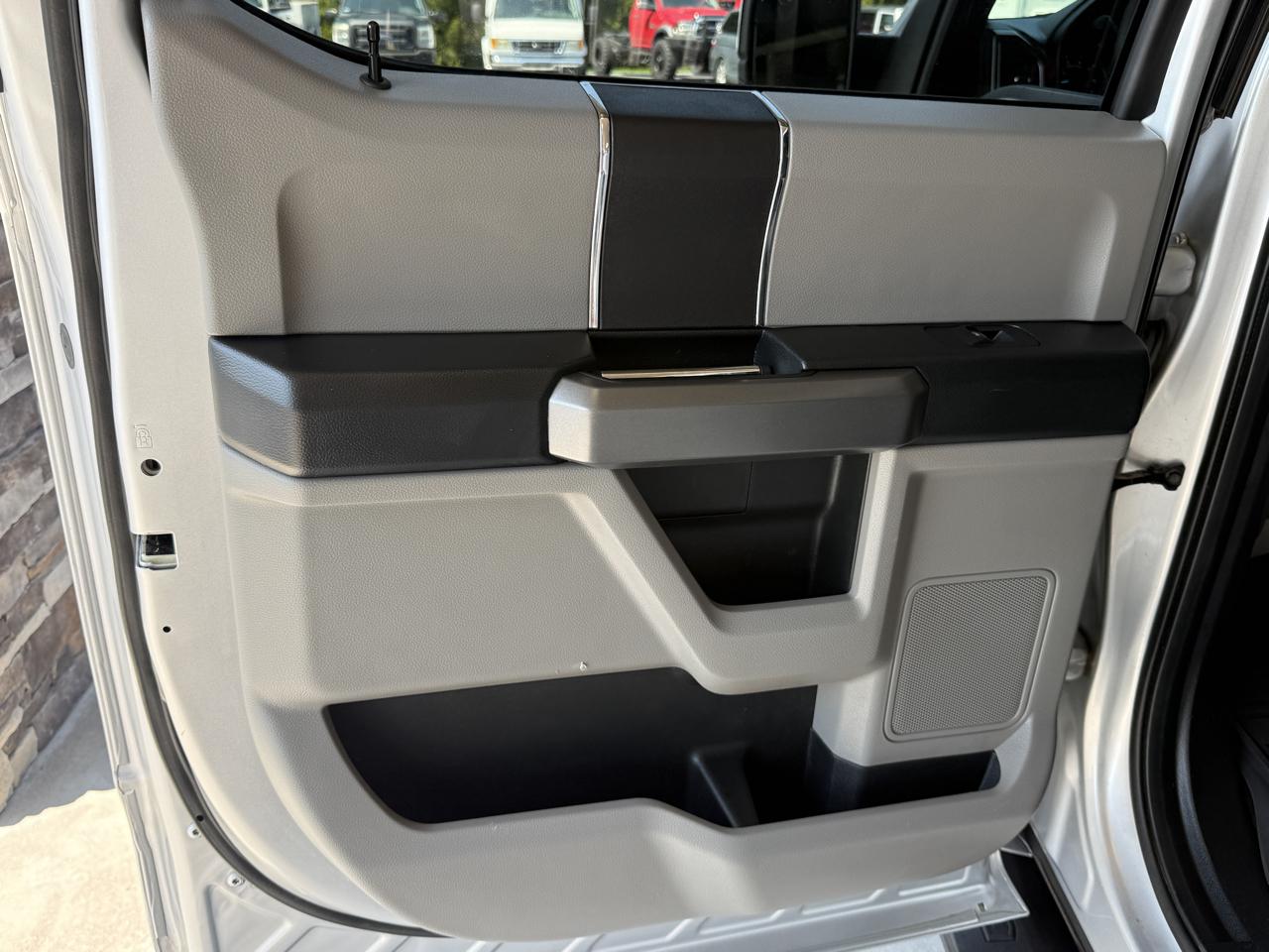 Ford F-150 XLT SuperCrew 4WD 2018