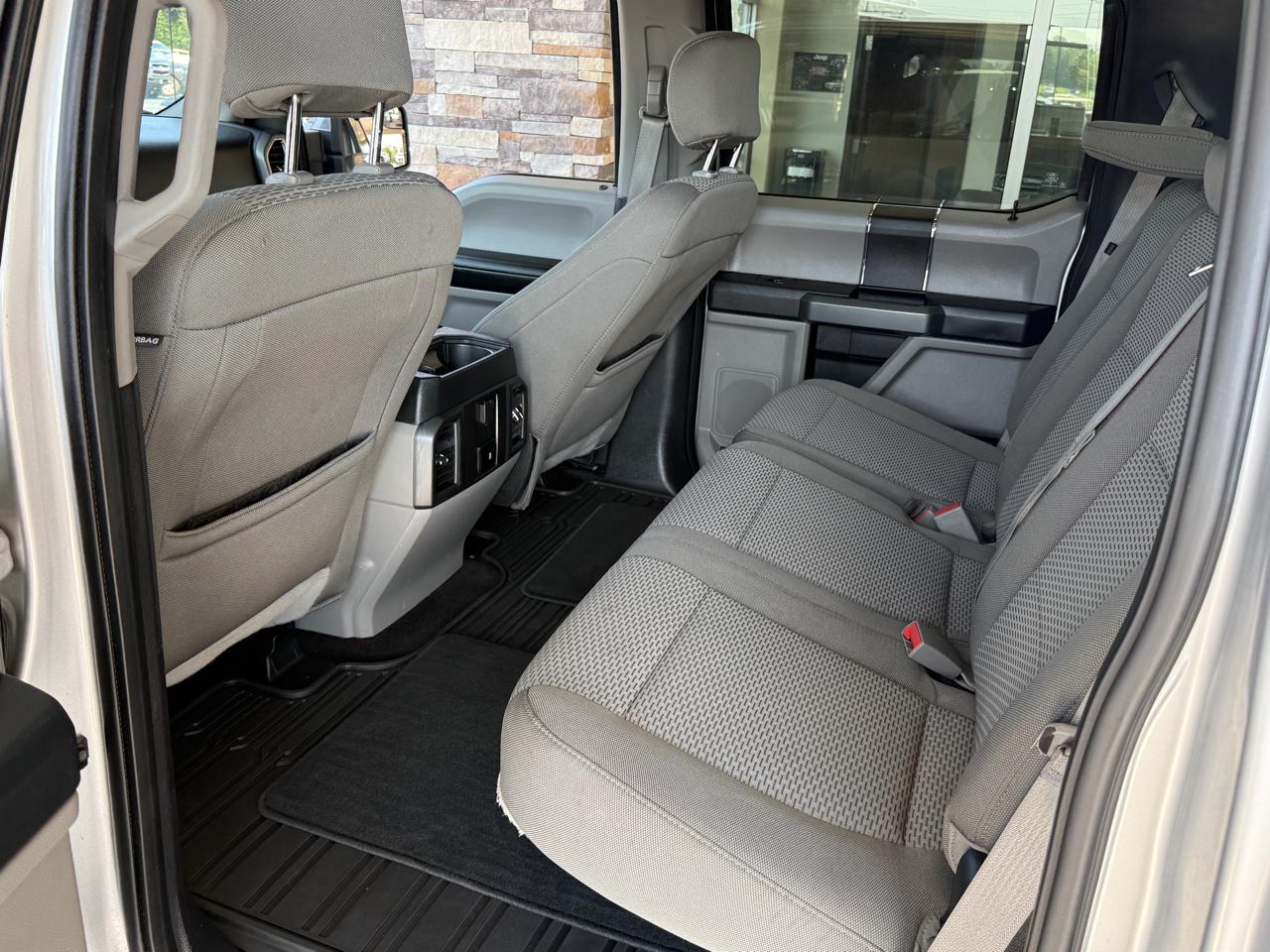 Ford F-150 XLT SuperCrew 4WD 2018