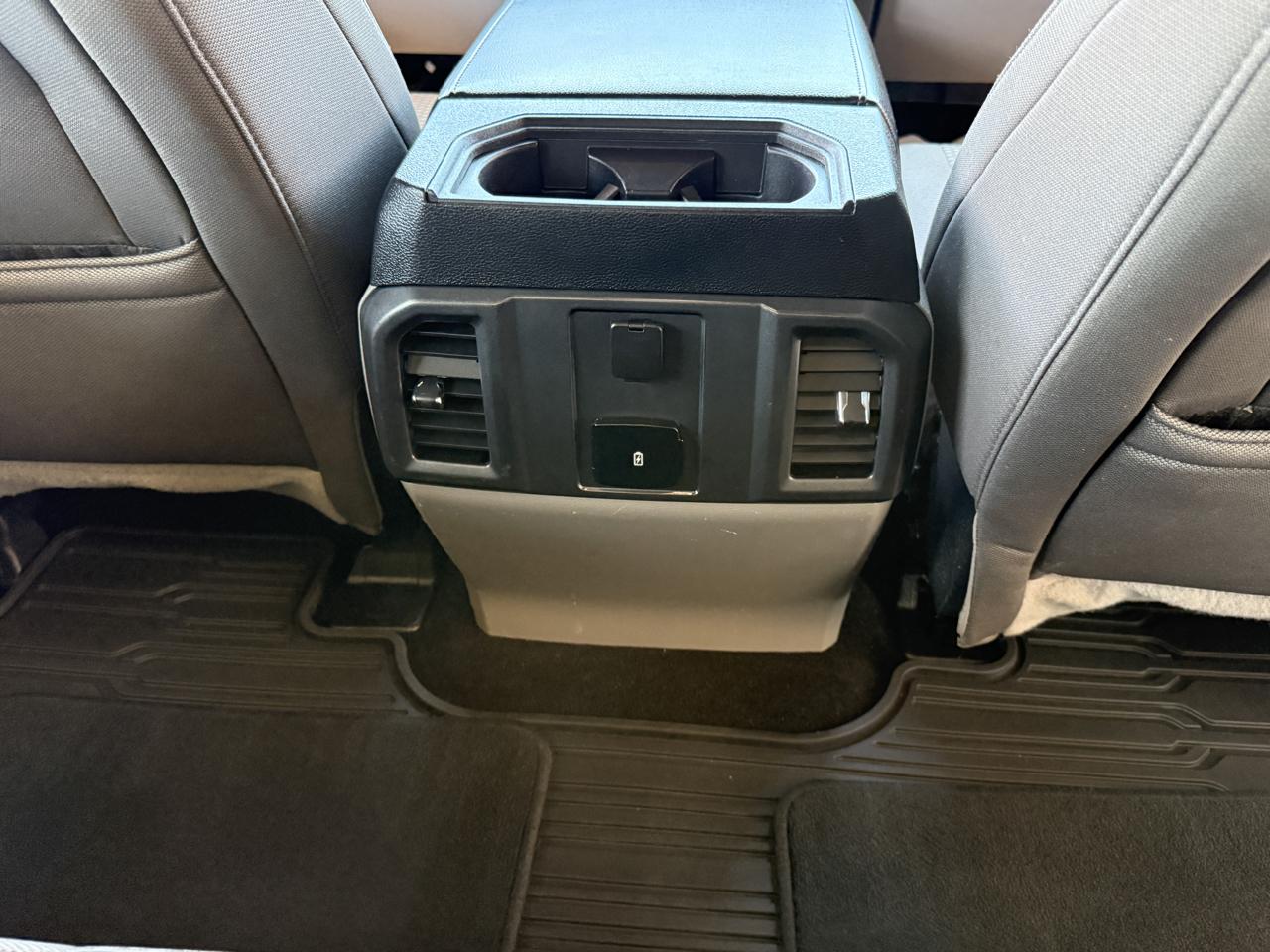 Ford F-150 XLT SuperCrew 4WD 2018
