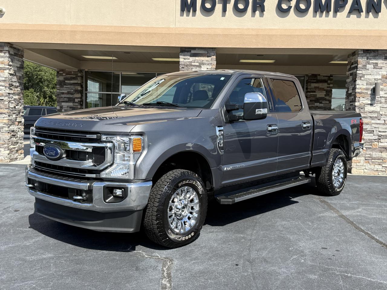 2022 Ford F-250 SD XLT Crew Cab 4WD