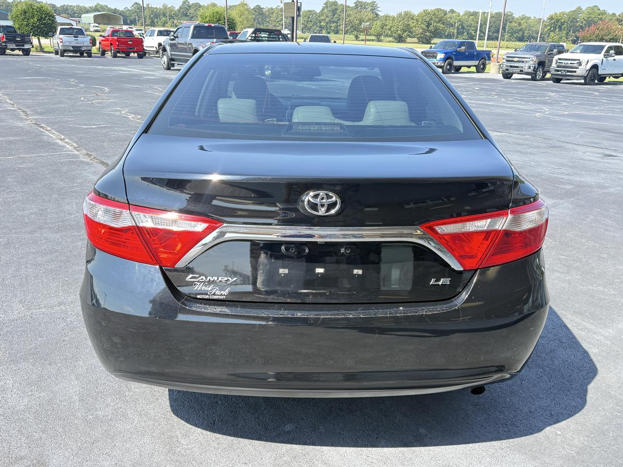 Toyota Camry SE 2017