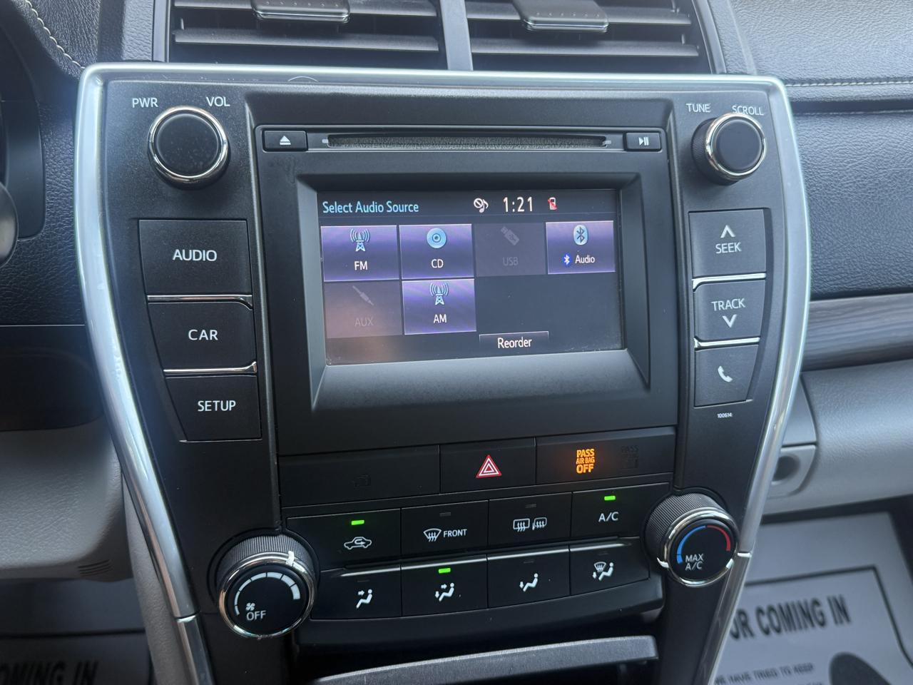 Toyota Camry SE 2017