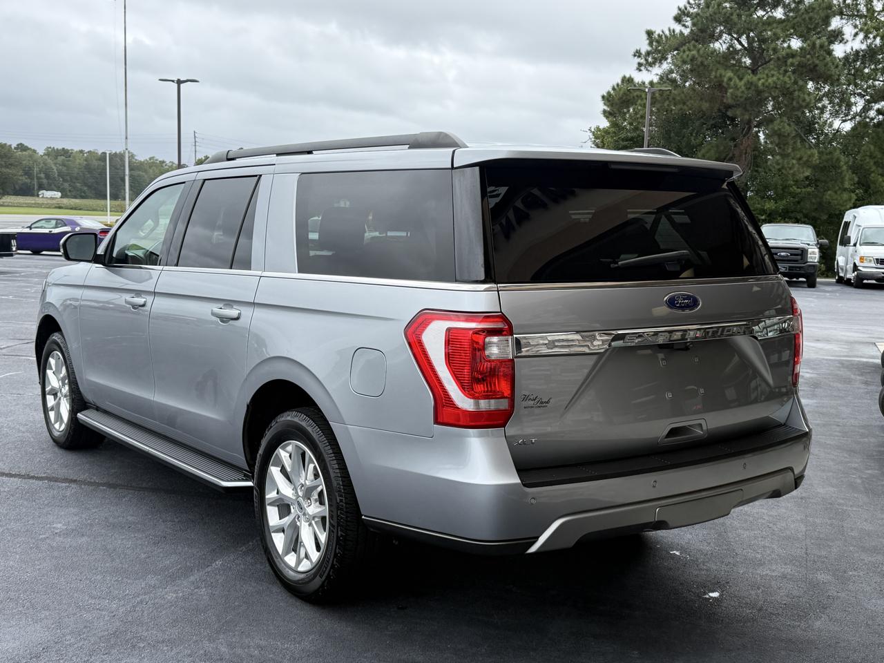 Ford Expedition MAX XLT 4WD 2021