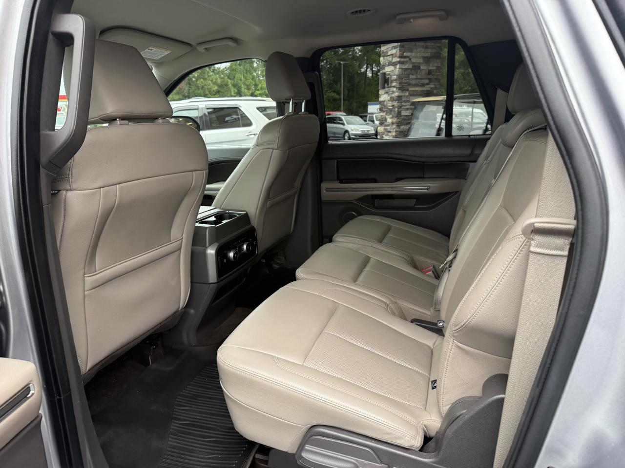 Ford Expedition MAX XLT 4WD 2021