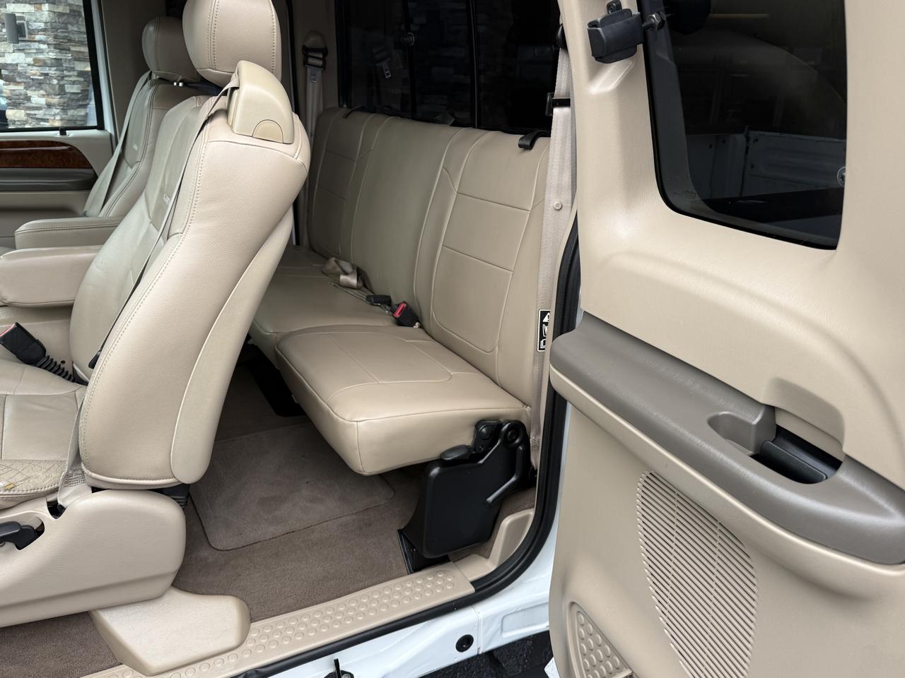 Ford F-250 SD Lariat SuperCab Long Bed 4WD 2003