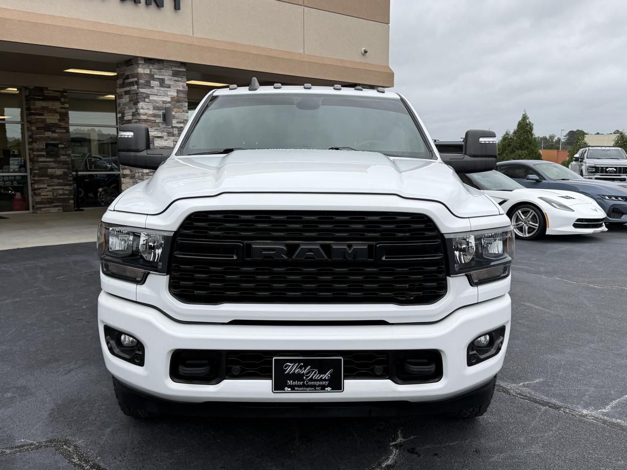 RAM 3500 Big Horn Crew Cab LWB 4WD DRW 2024