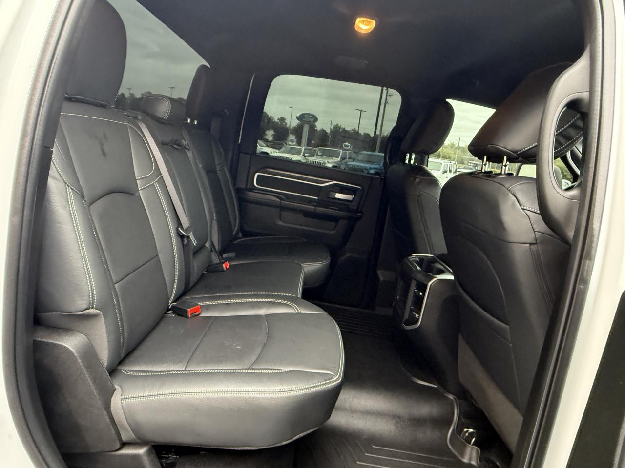 RAM 3500 Big Horn Crew Cab LWB 4WD DRW 2024